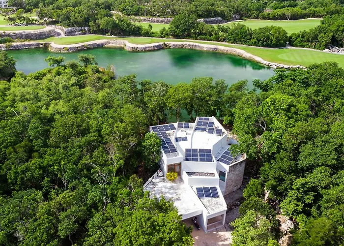 Country Club Private With Pool 18 People Villa Tulum